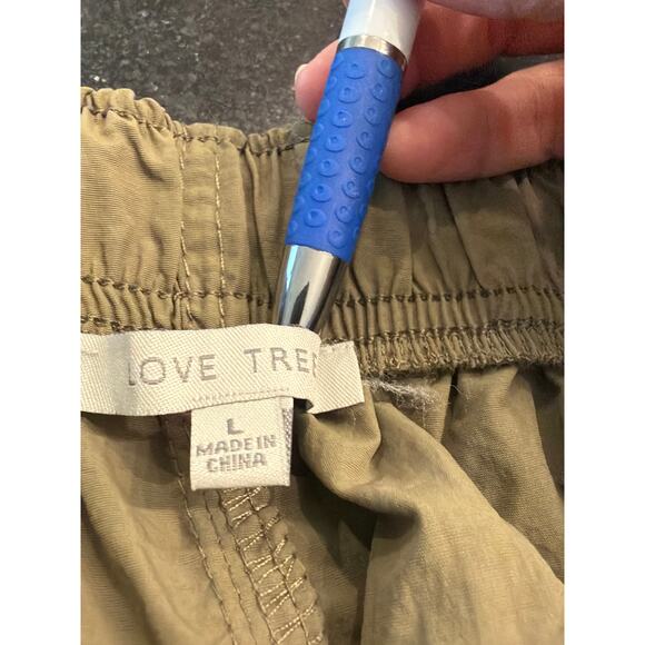 Love Tree NWT olive green parachute pant  LG - Picture 3 of 11